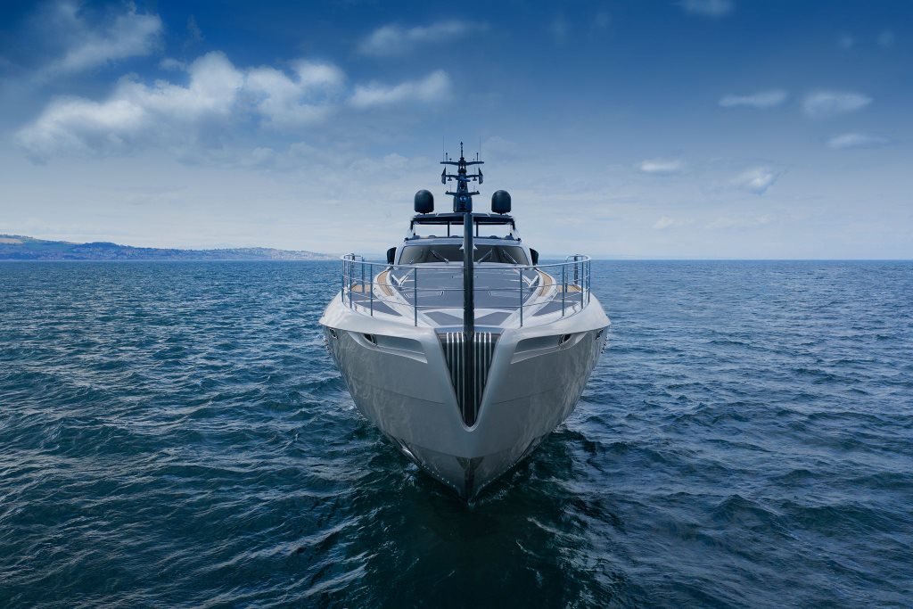 Pershing 140